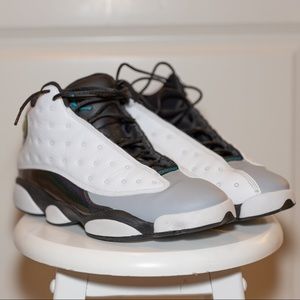 Air Jordan 13 “hologram”